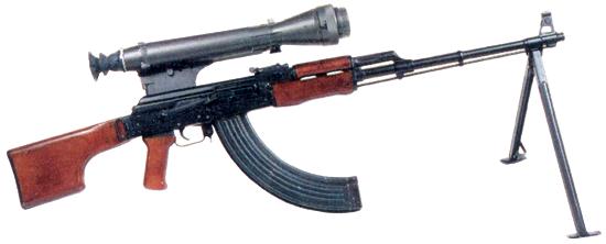 Фото ручного  пулемета  Калашникова РПК с прицелом НСПУ