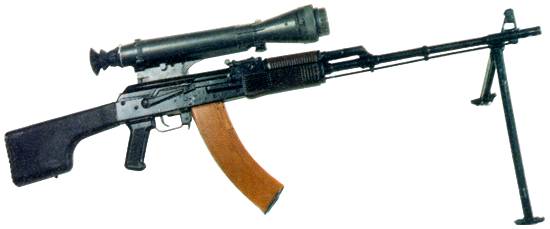 Фото 5,45-мм ручного пулемета  образца 1974 года РПК74 с прицелом ночного видения НСПУ